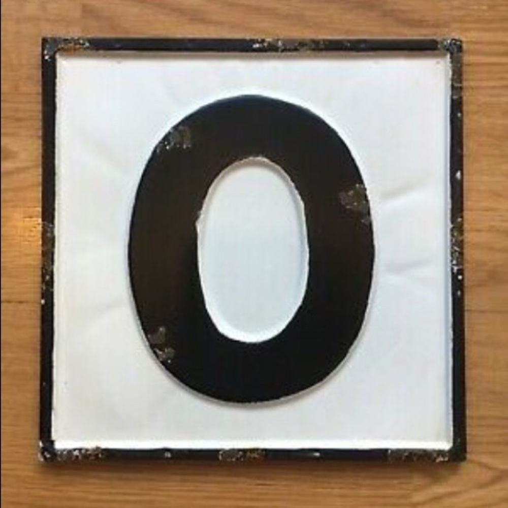 B&W Distressed Metal Letter O Wall Sign Plaque 10"